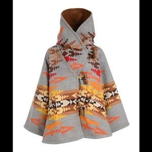 E Retro Aztec print cape